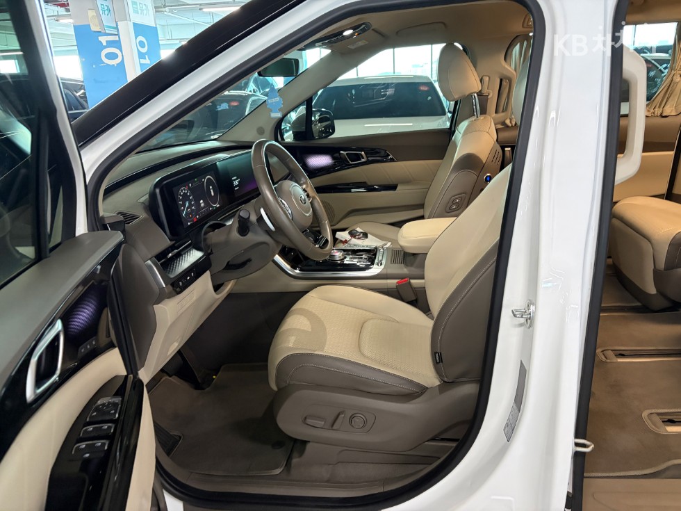 Kia Carnival — miniaturë 14