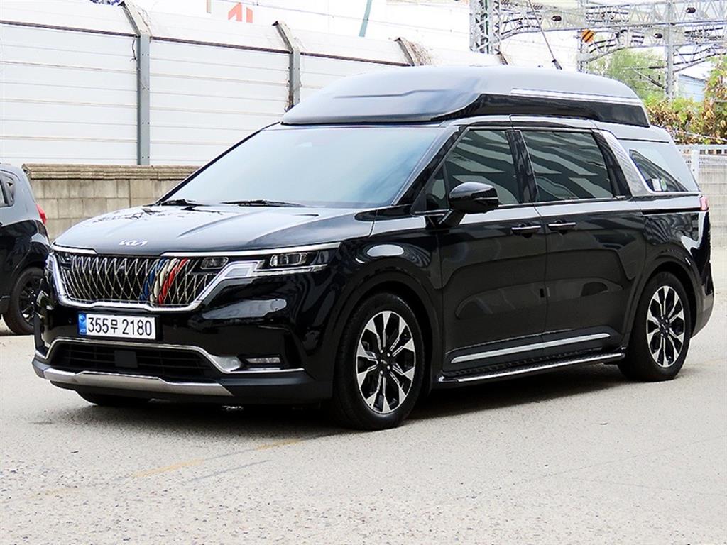Kia Carnival — miniaturë 2