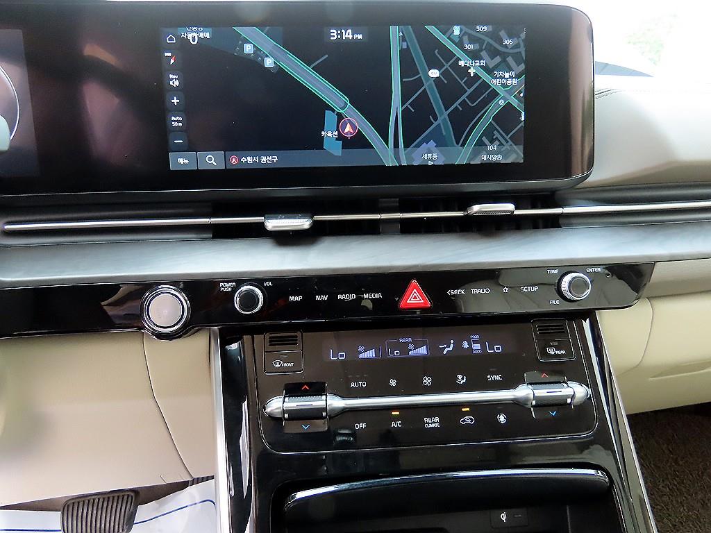 Kia Carnival — miniaturë 12