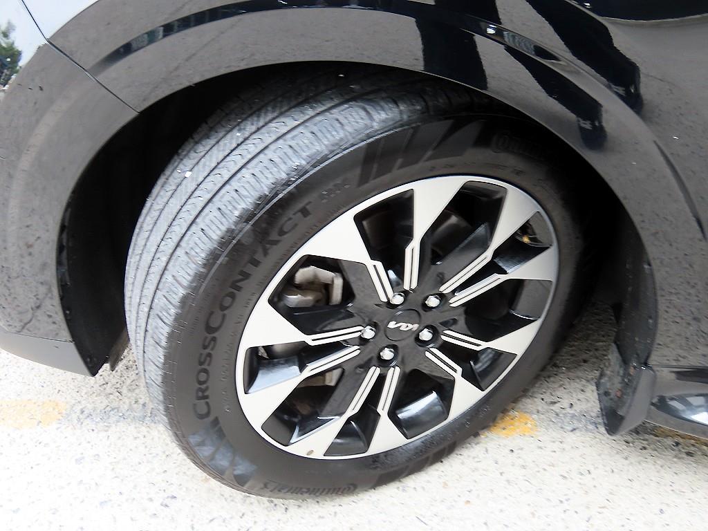 Kia Carnival — miniaturë 20