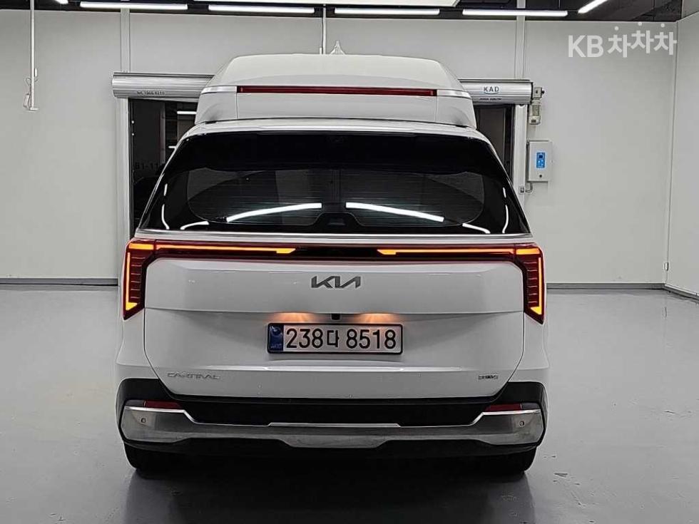 Kia Carnival — miniaturë 3