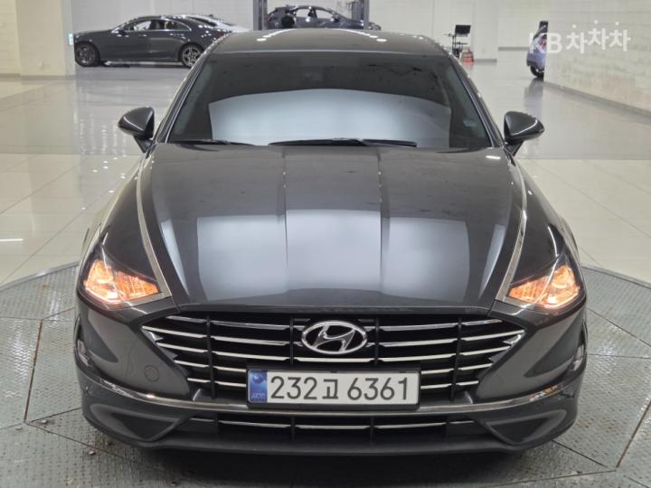 Hyundai Sonata 2.0 LPG 렌터카 스타일 — foto 1