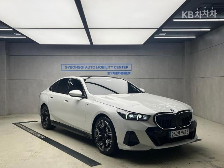 BMW 5er 530i xDrive M Sport Pro SE — foto 1