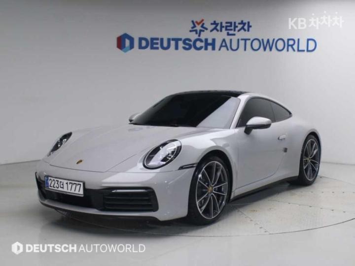 Porsche 911 Carrera — foto 1