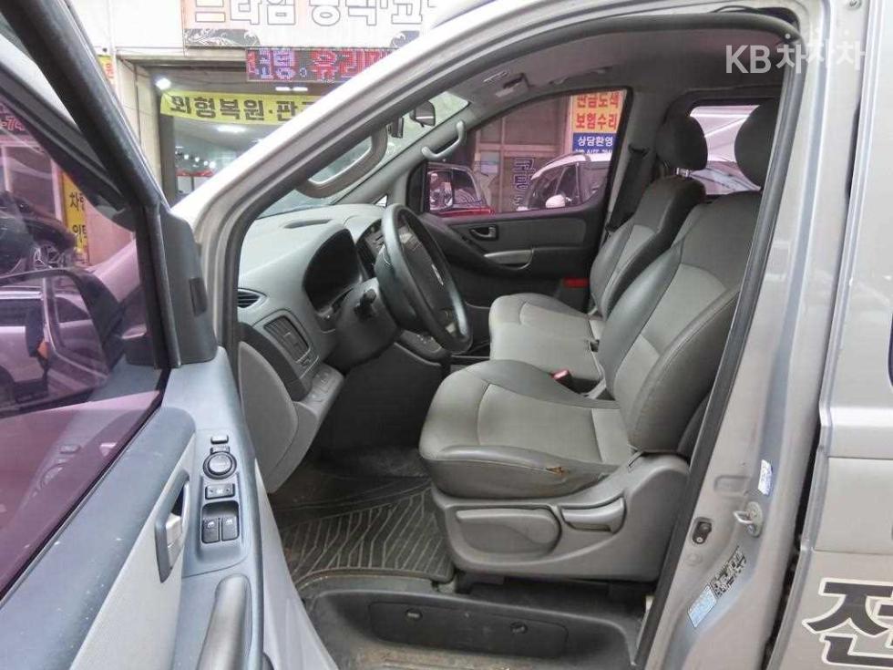 Hyundai Starex — miniaturë 5