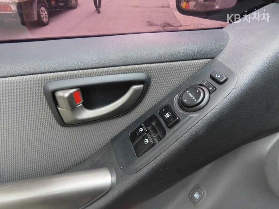 Hyundai Starex — miniaturë 9