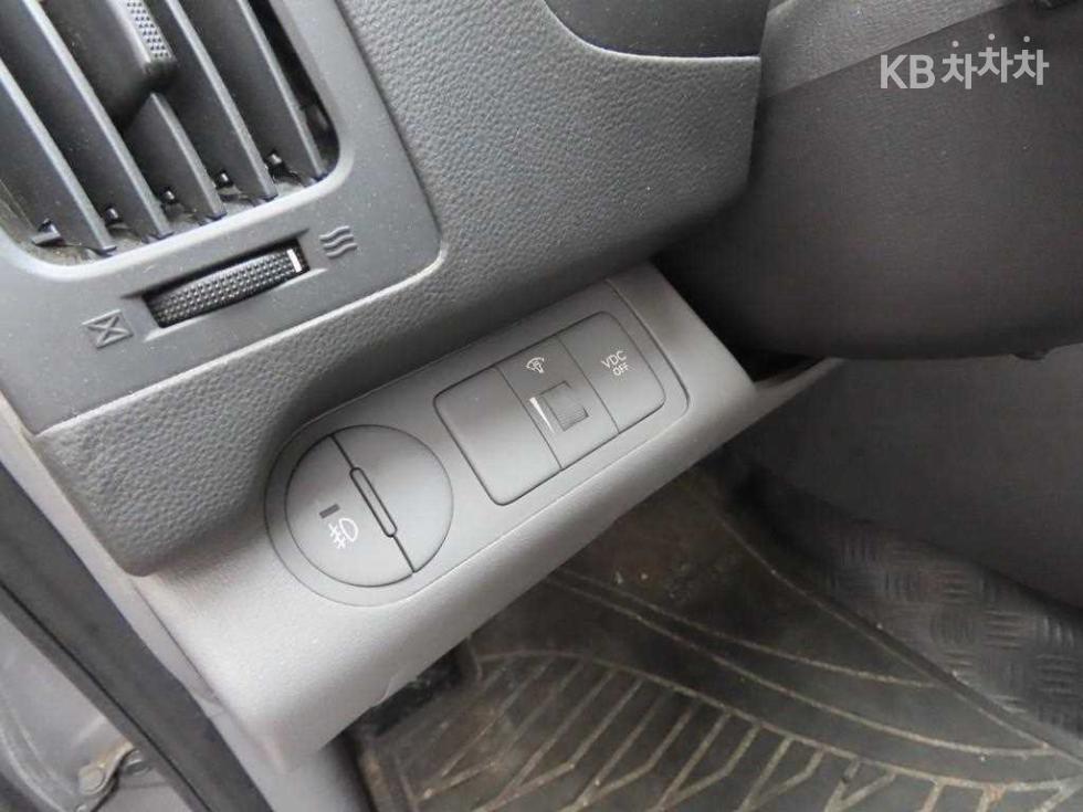 Hyundai Starex — miniaturë 10