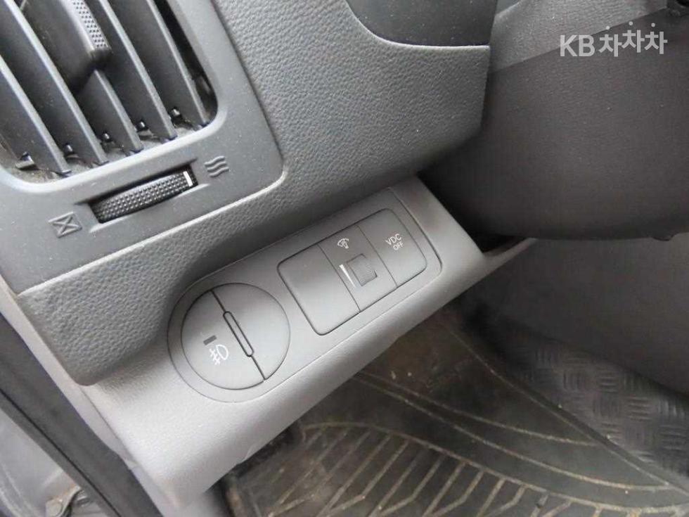 Hyundai Starex — miniaturë 11
