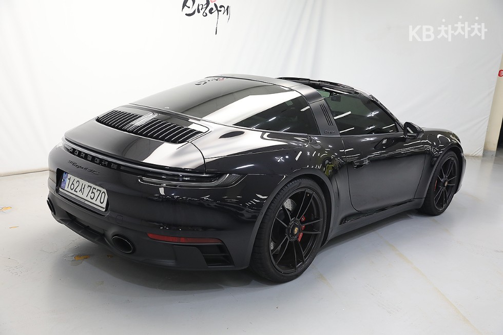 Porsche 911 — miniaturë 4