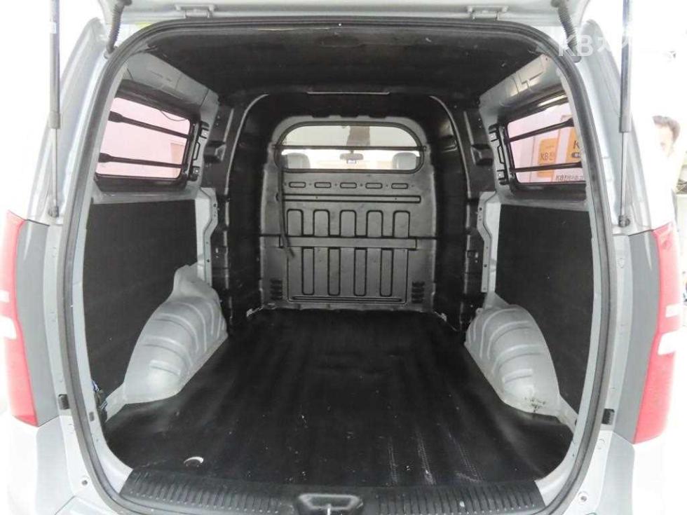 Hyundai Starex — miniaturë 17