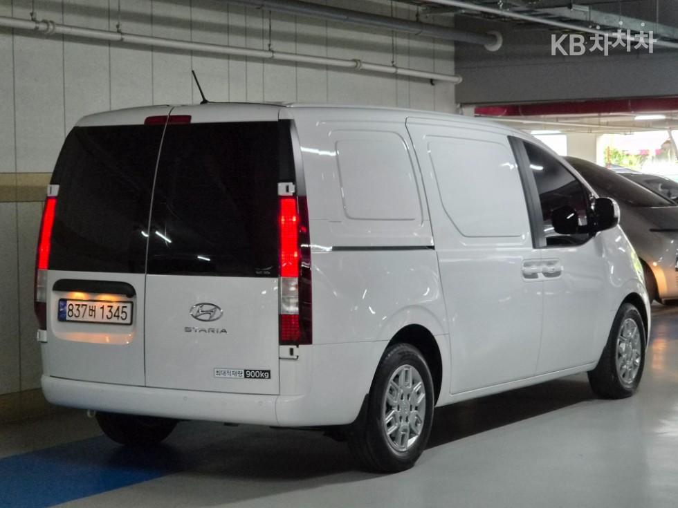 Hyundai Staria — miniaturë 2