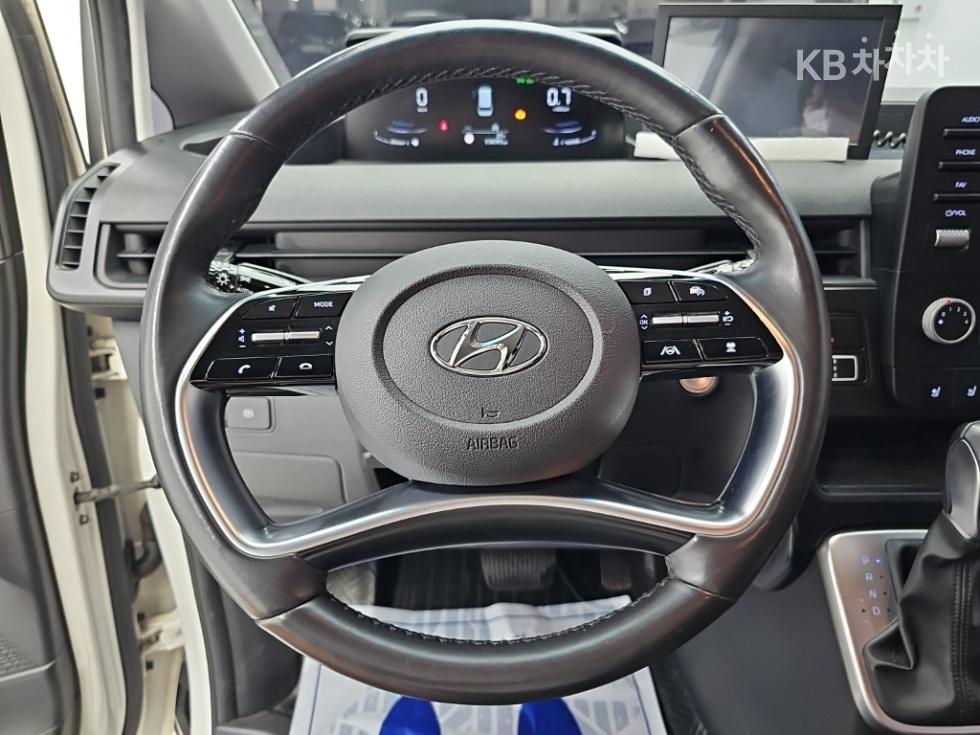 Hyundai Staria — miniaturë 9