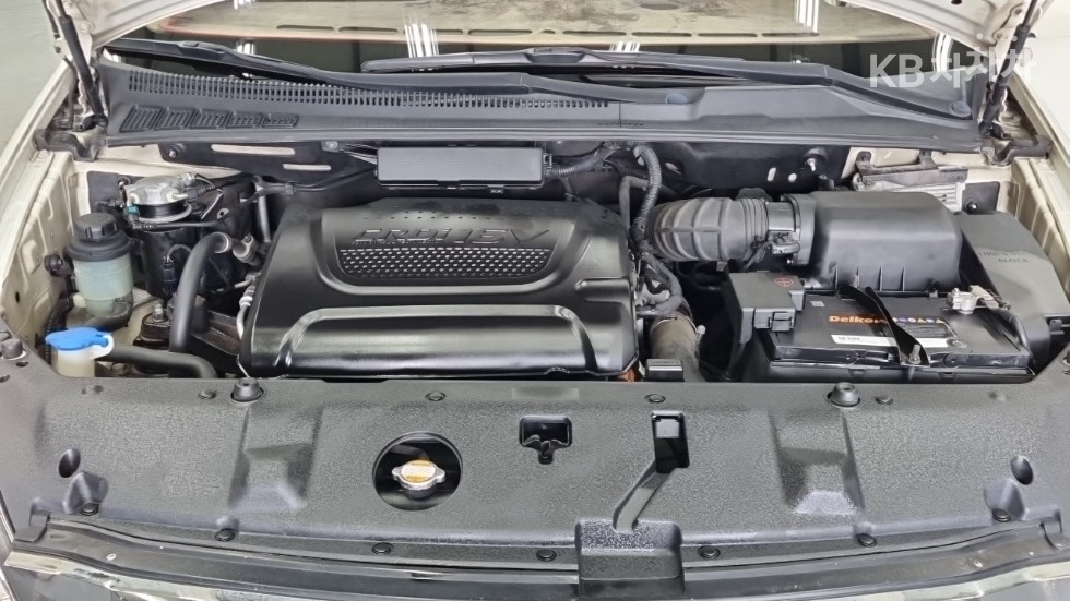 Kia Carnival — miniaturë 6