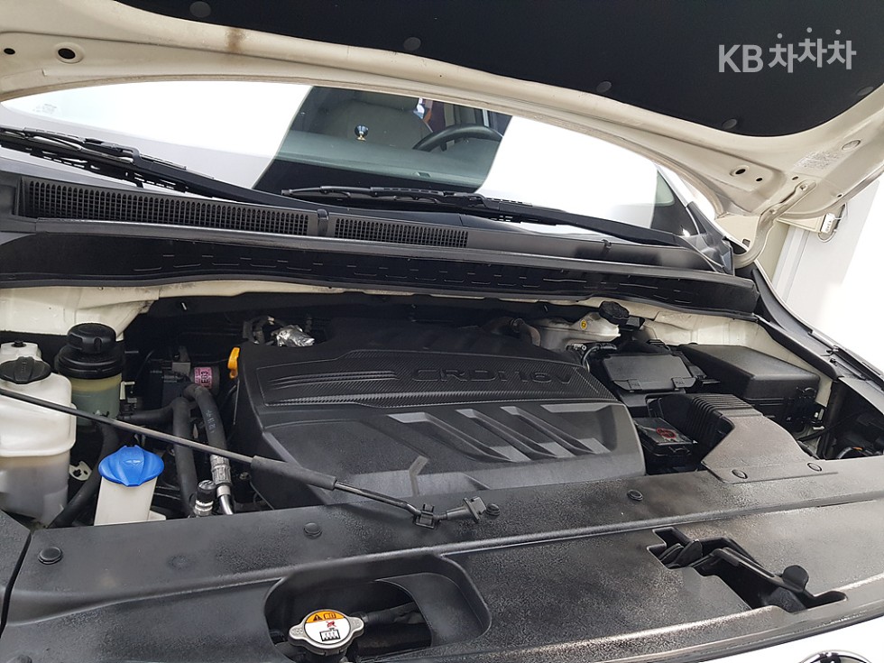 Kia Carnival — miniaturë 6