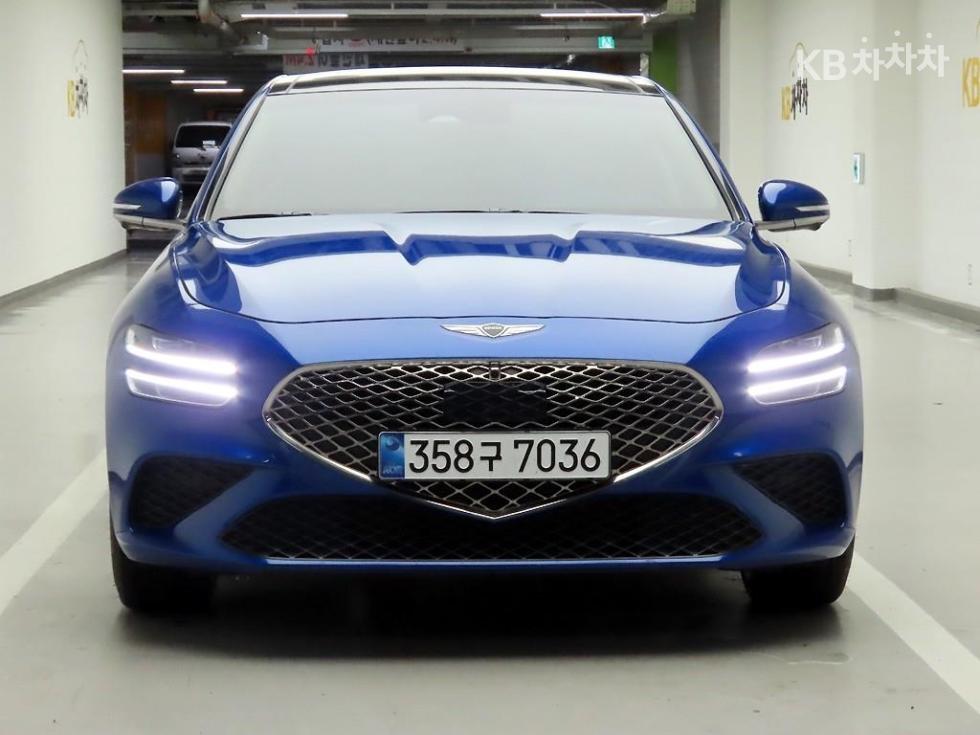 جينيسيس G70