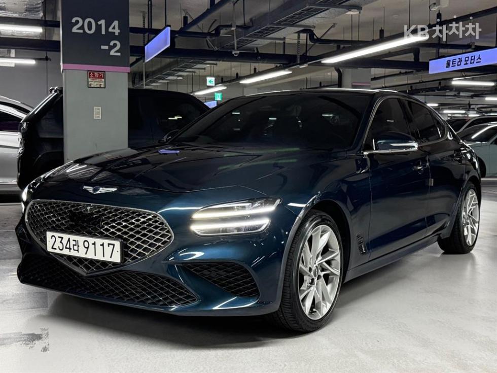 Genesis G70