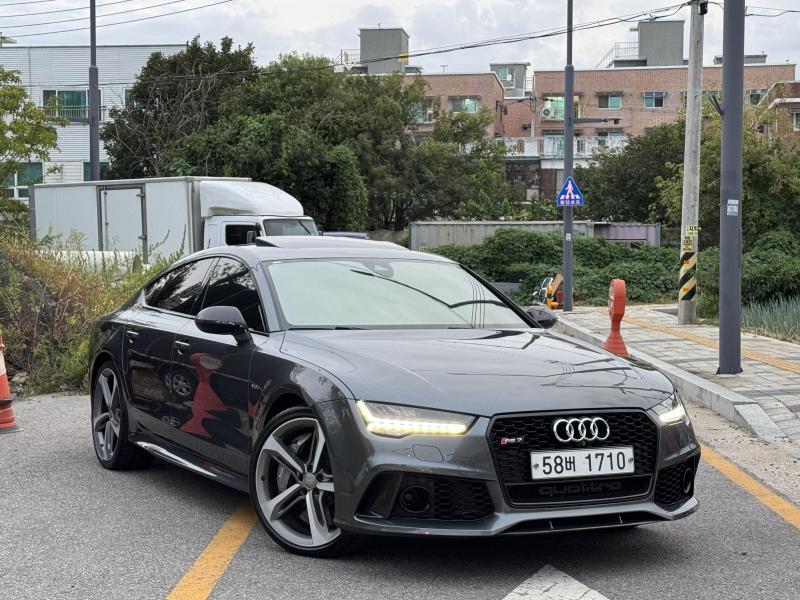 Audi S7