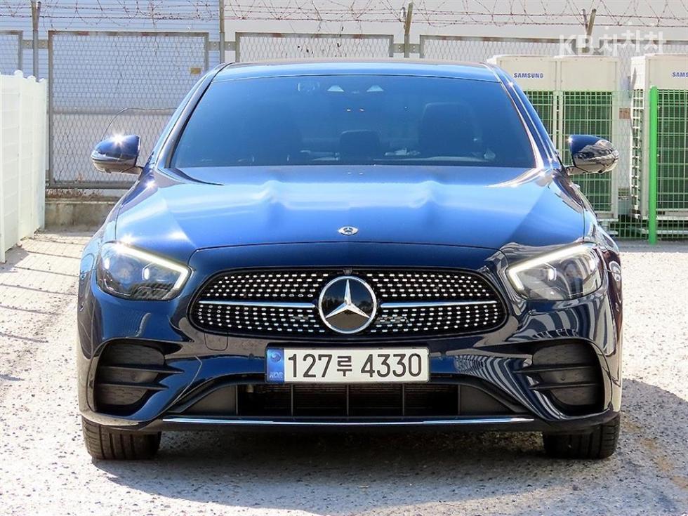 مرسيدس E-Class