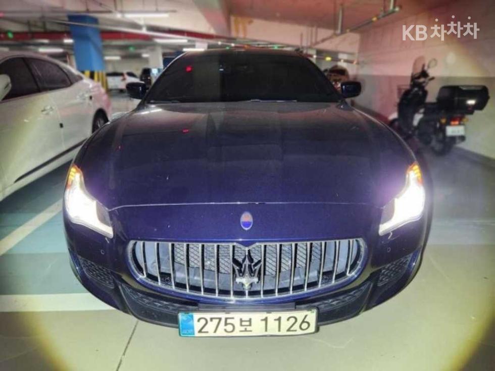 Maserati Quattroporte
