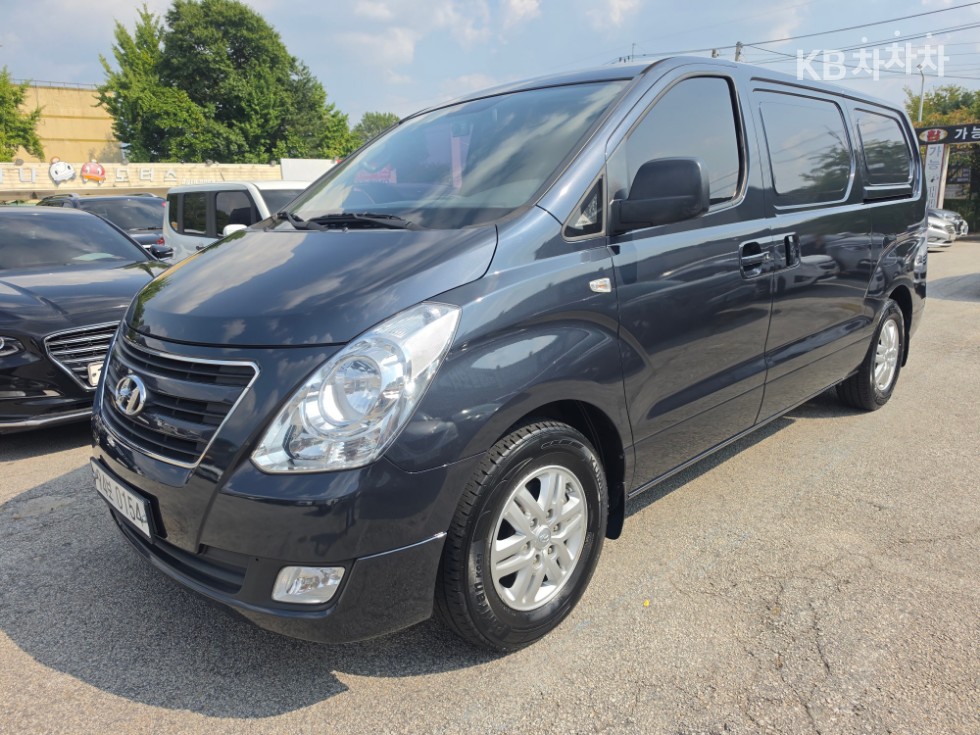 Hyundai Grand Starex