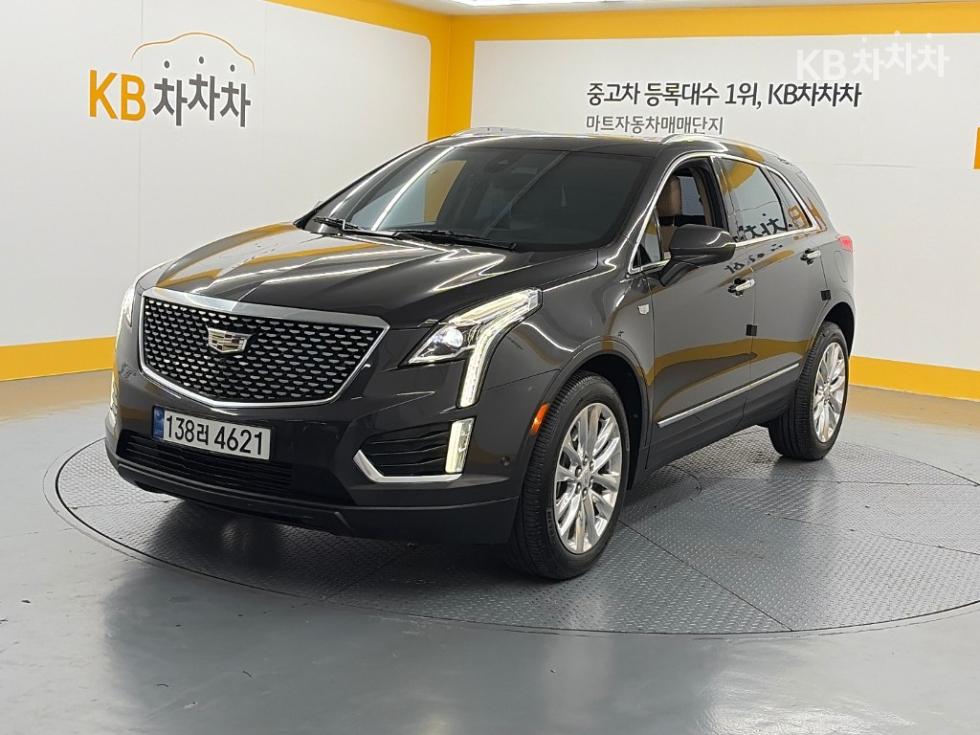كاديلاك XT5