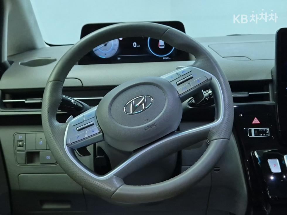 Hyundai Staria — miniaturë 9