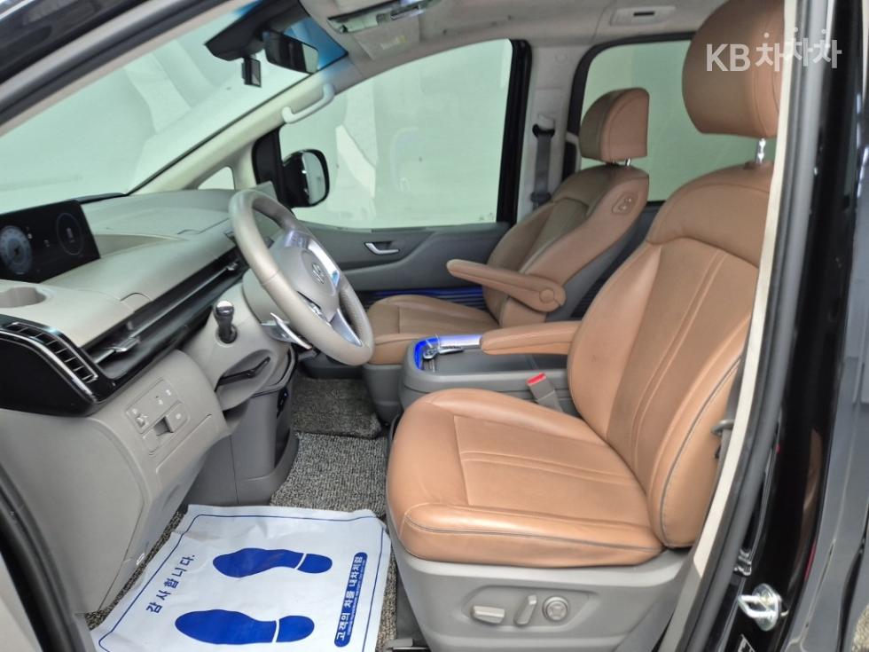Hyundai Staria — miniaturë 11