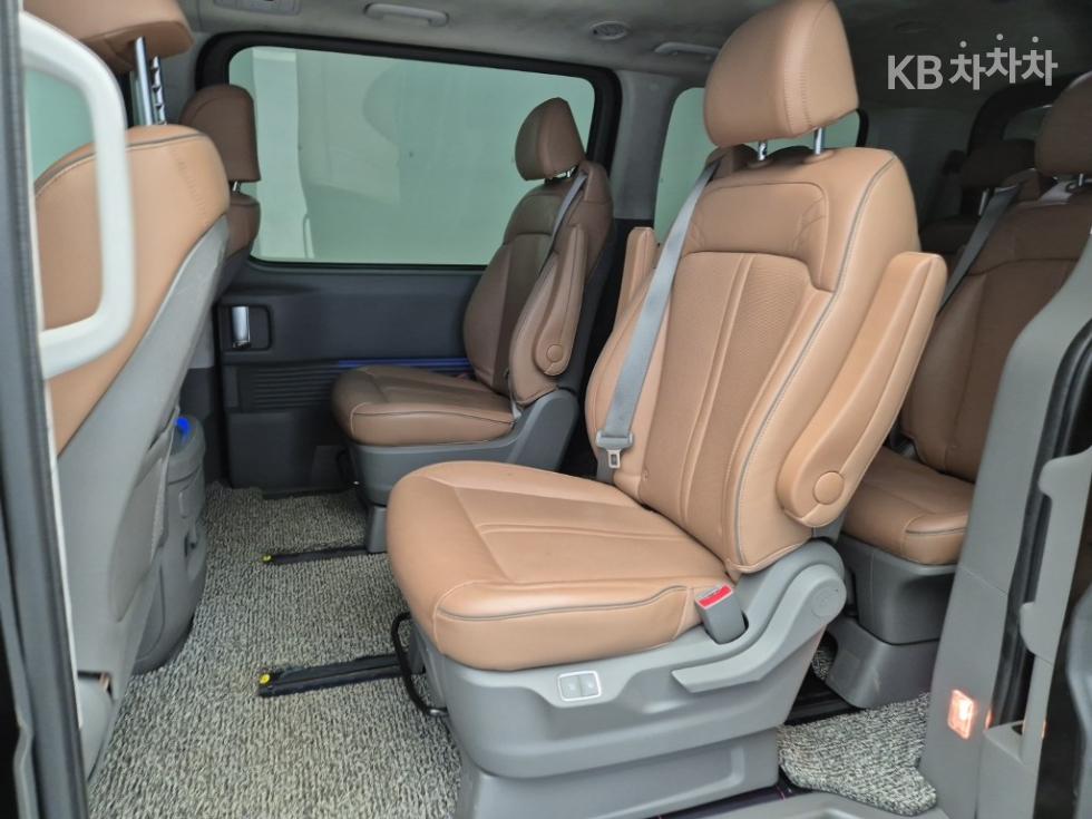 Hyundai Staria — miniaturë 12