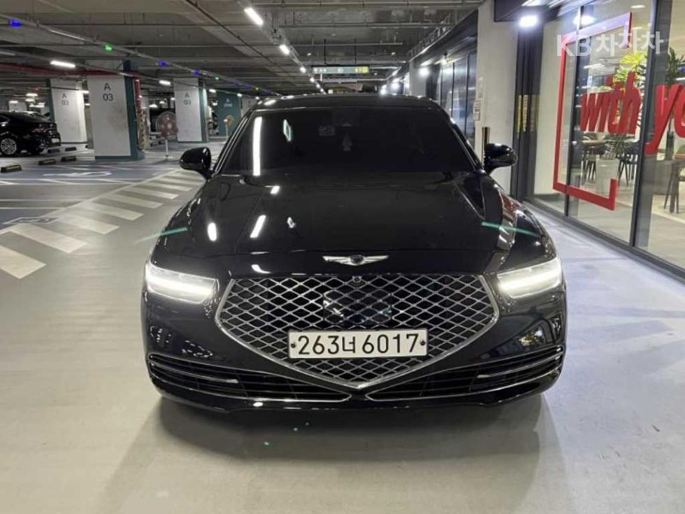 Genesis G90