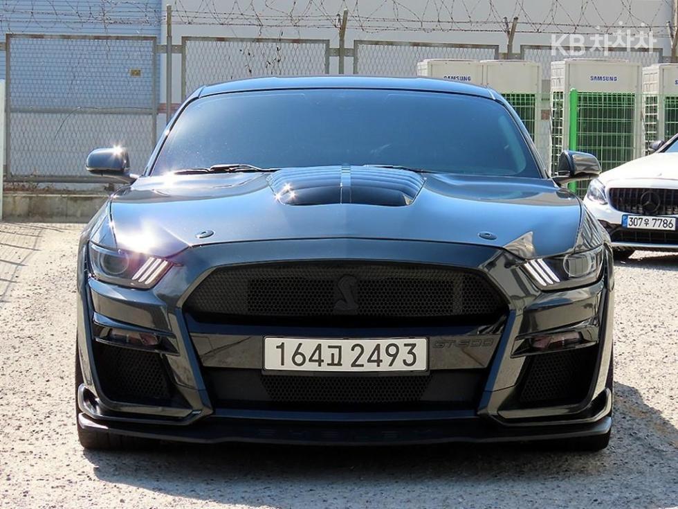 Ford Мустанг