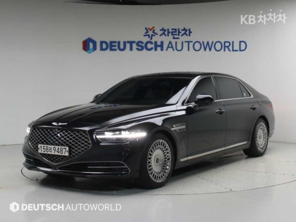 Genesis G90