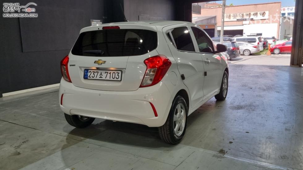 GM Korea Chevrolet Spark BASE MODEL — фото 2