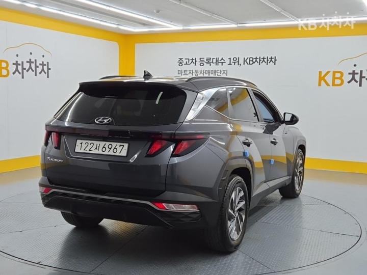 Hyundai Tucson(NX4) Diesel 2.0 2WD Premium 2
