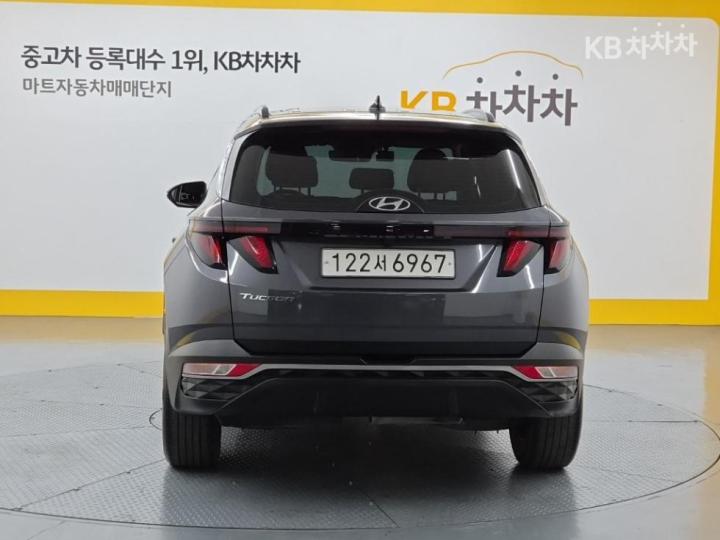 Hyundai Tucson(NX4) Diesel 2.0 2WD Premium 3