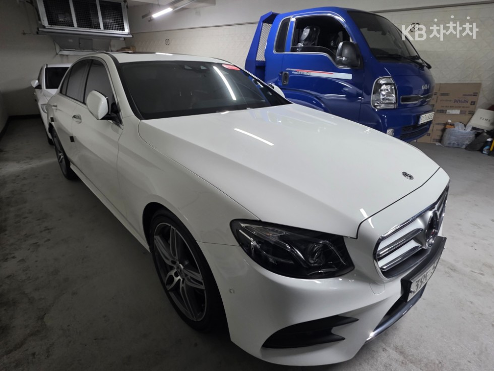 مرسيدس E-Class