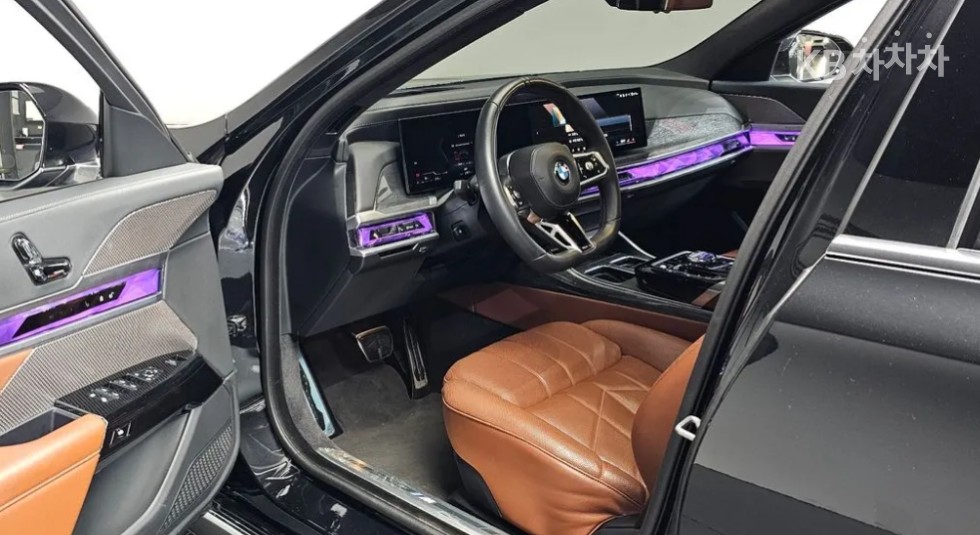 BMW 7er — miniaturë 8