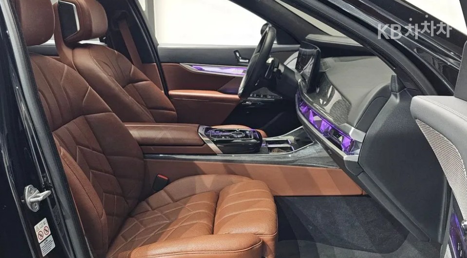 BMW 7er — miniaturë 9