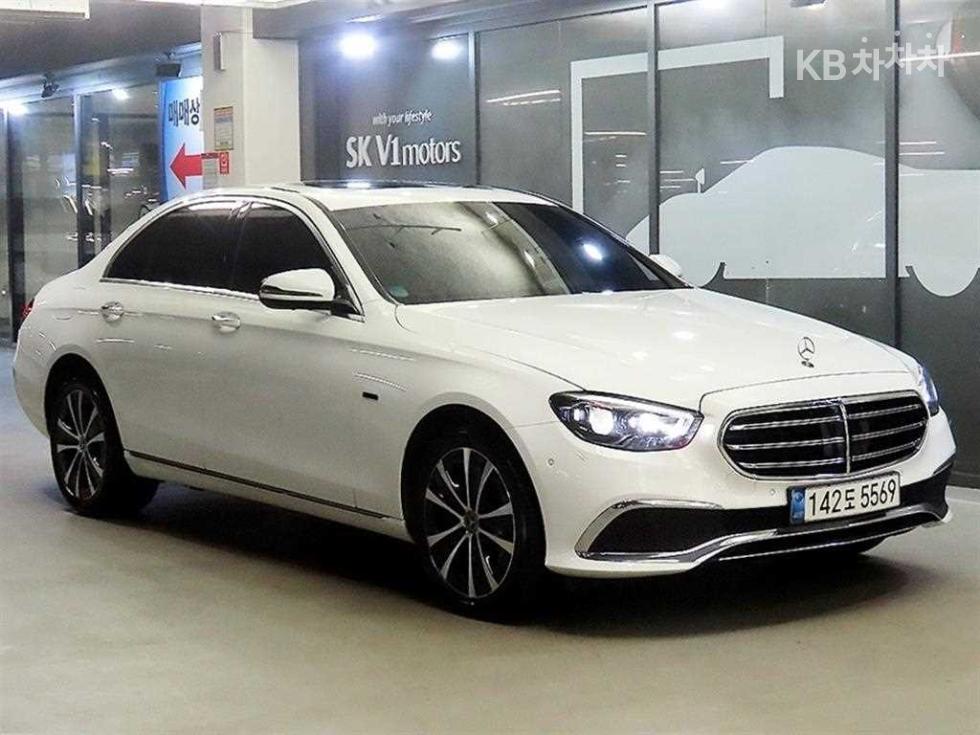 مرسيدس E-Class