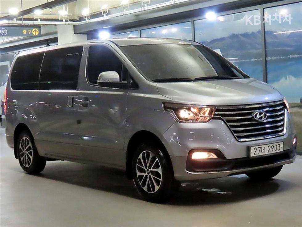 Hyundai Grand Starex