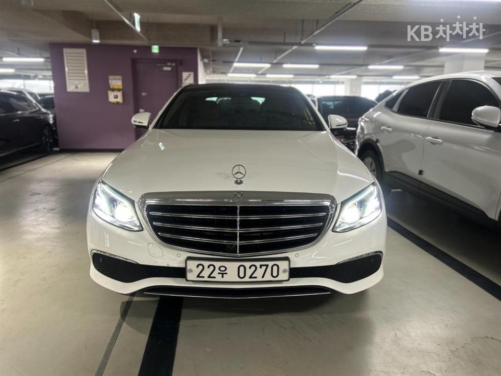 مرسيدس E-Class