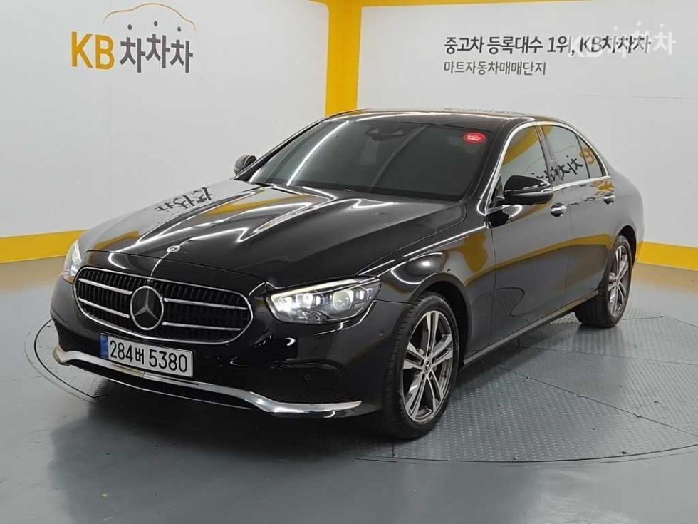 مرسيدس E-Class