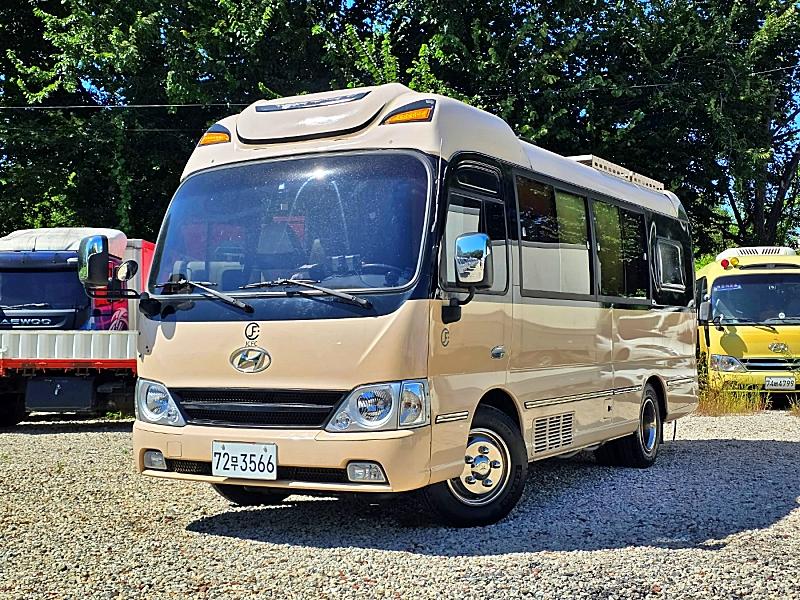 Hyundai County