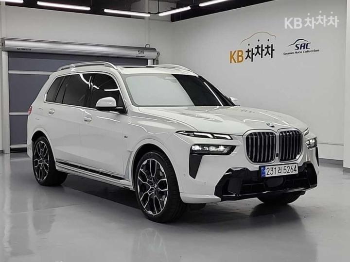BMW X7(G07) ​​xDrive 40i M Sport — miniaturë 4