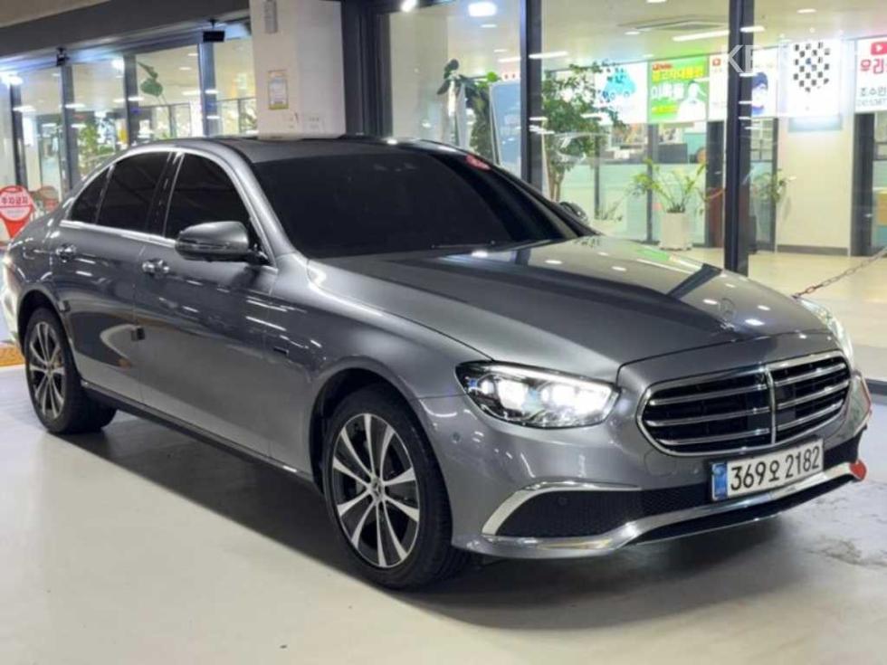 مرسيدس E-Class