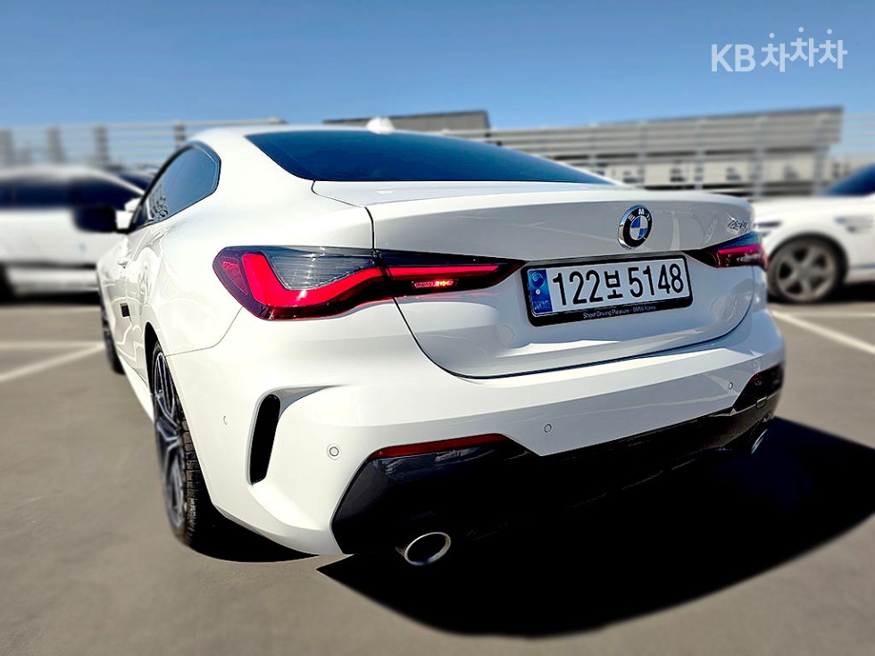 BMW 4 Series M Sport — фото 4
