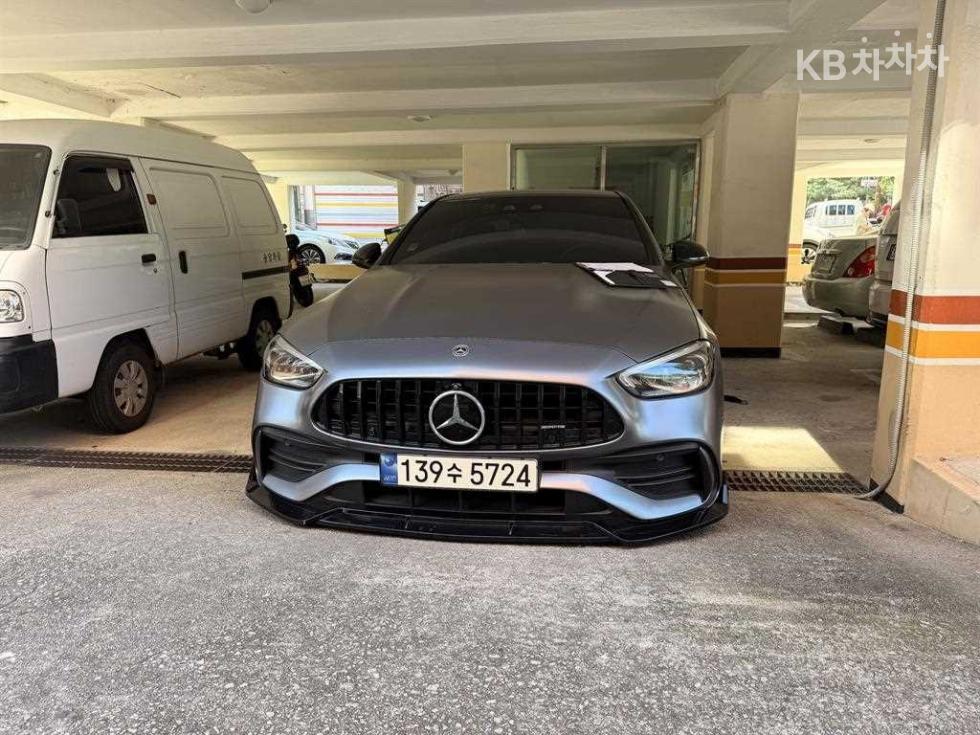 Mercedes-Benz C-Class