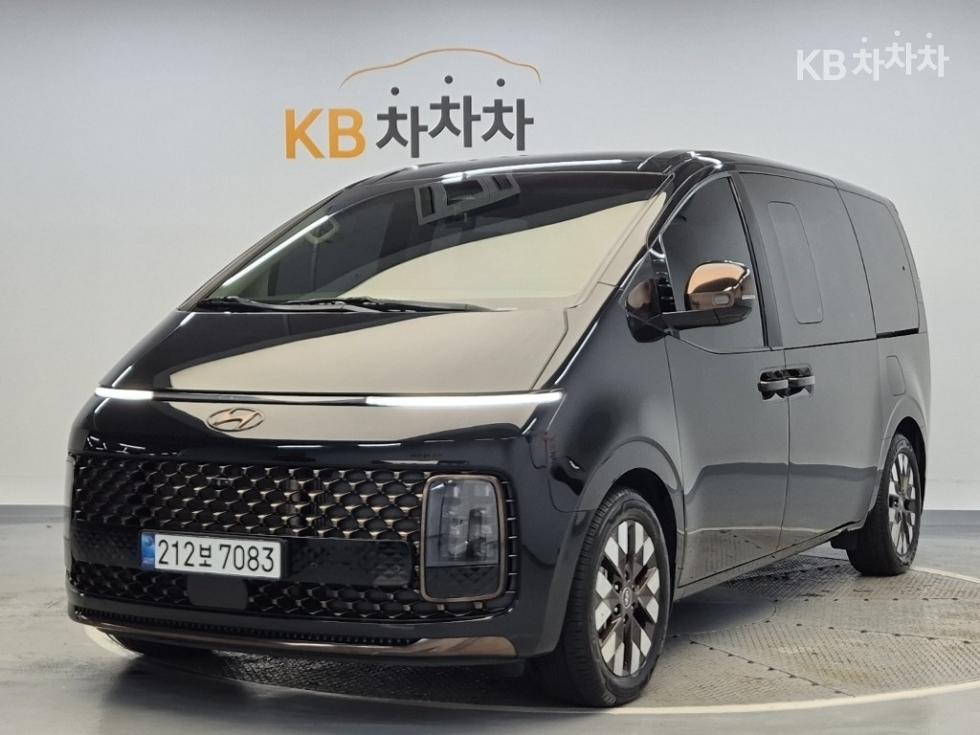 Hyundai Staria