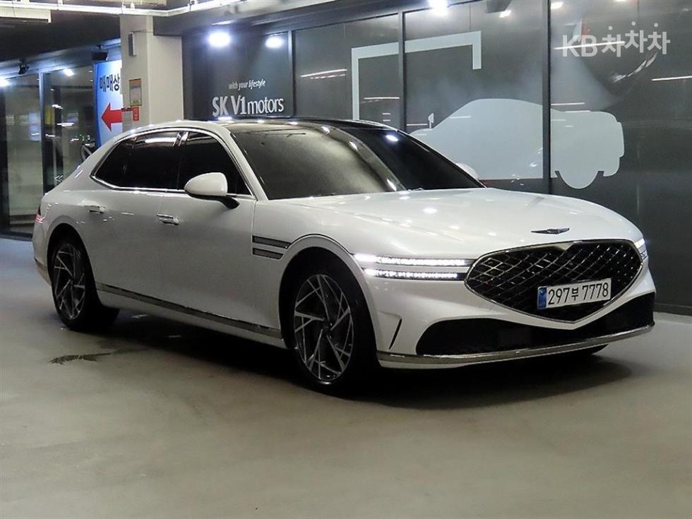 جينيسيس G90