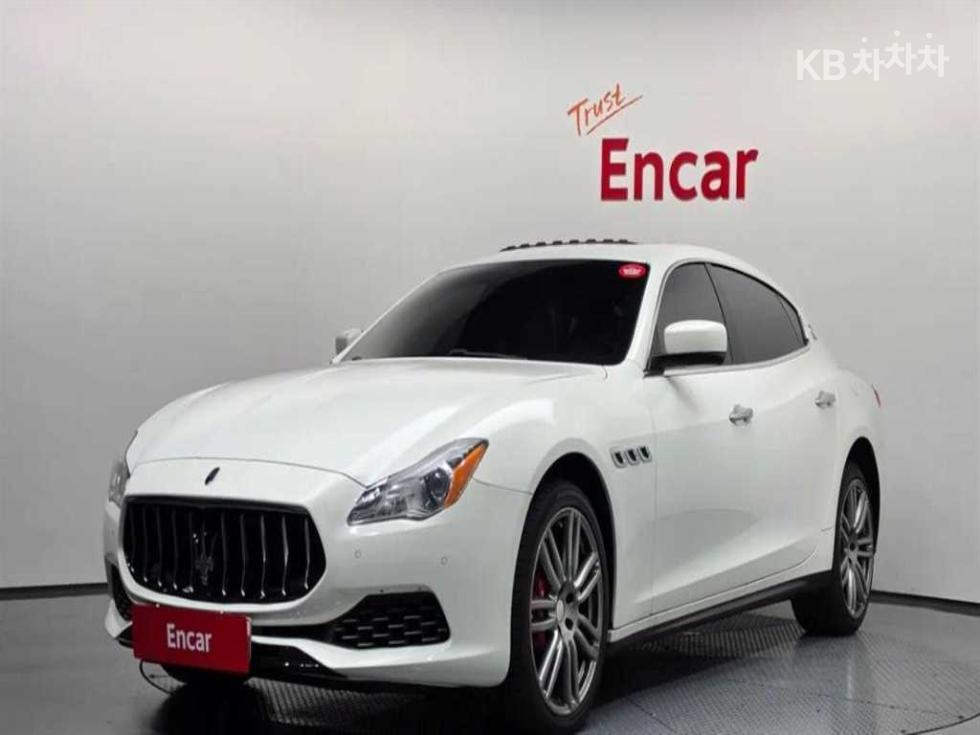 Maserati Quattroporte