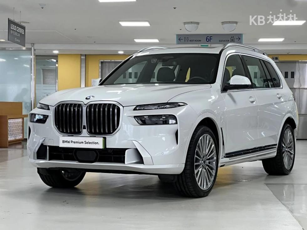 BMW X7